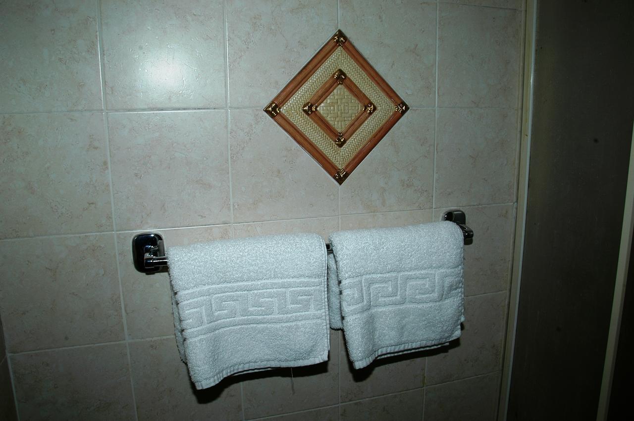 Lozanni Hostel Атина Екстериор снимка