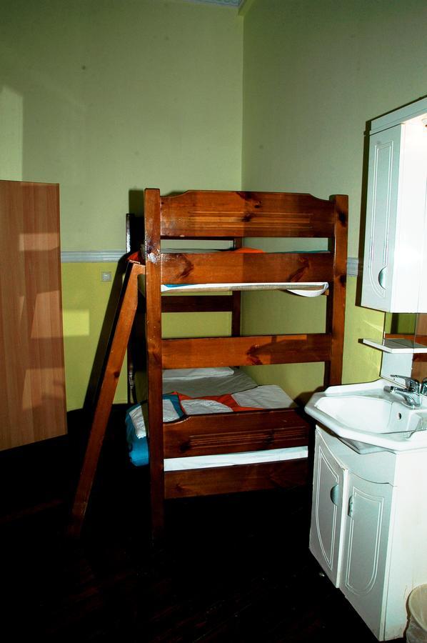 Lozanni Hostel Атина Екстериор снимка