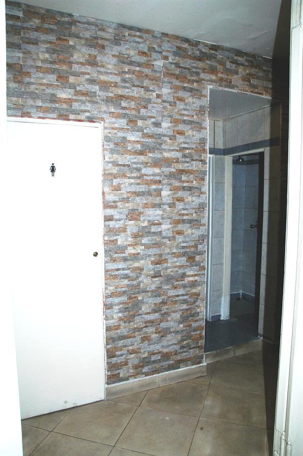Lozanni Hostel Атина Екстериор снимка